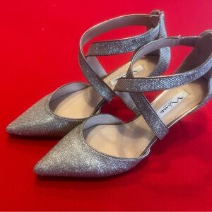 Nina Glittering Silver Strappy Heels size 8.5/eur 39